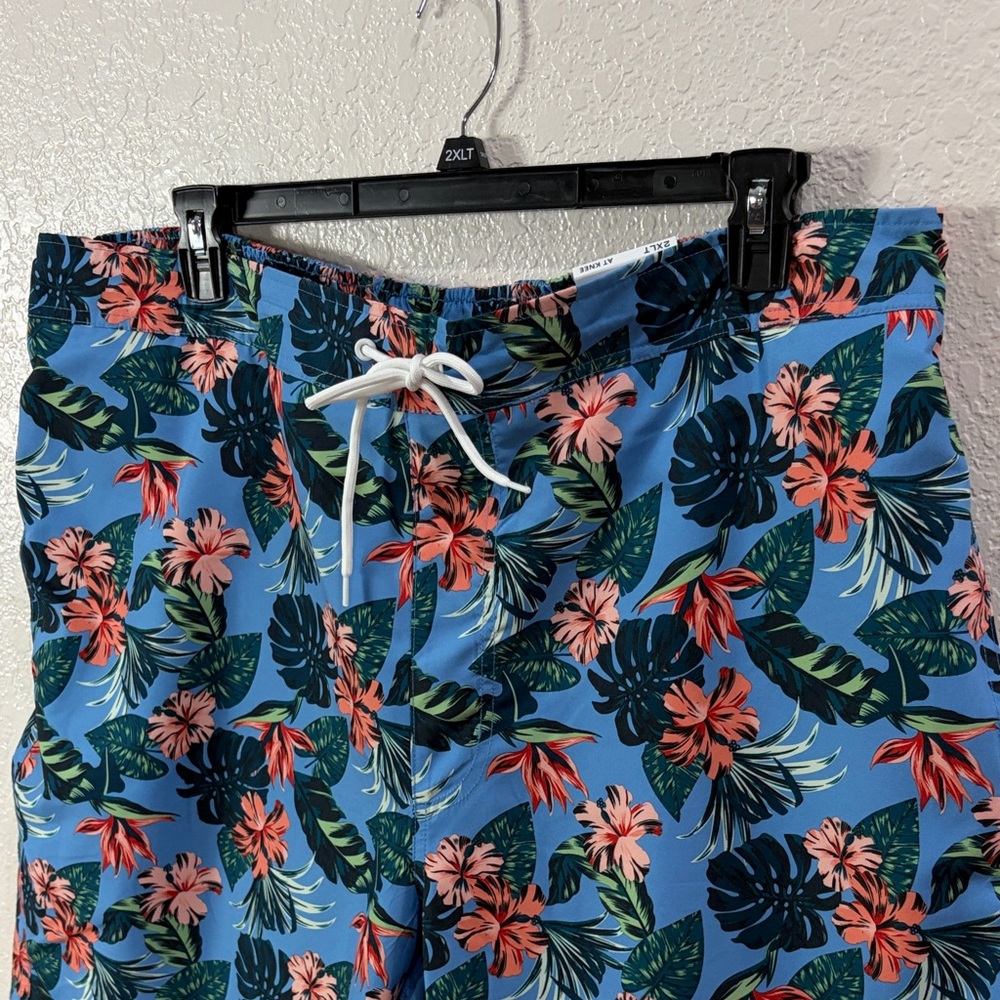 St.John’s Bay, size 2XLT,Floral Blue Men's Swim Shorts - Picture 3 of 17